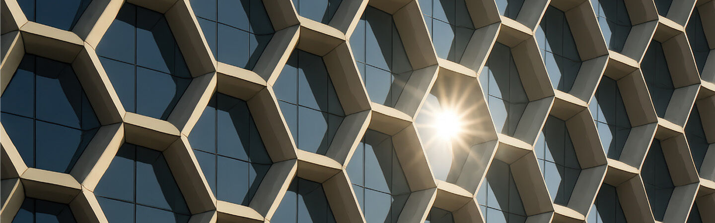 26 WEBART039 Navigating the legal risks in agile projects 1400x450 Web